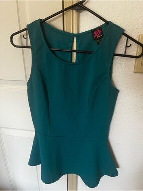 Y2K 2B Bebe Teal Peplum Tank Top